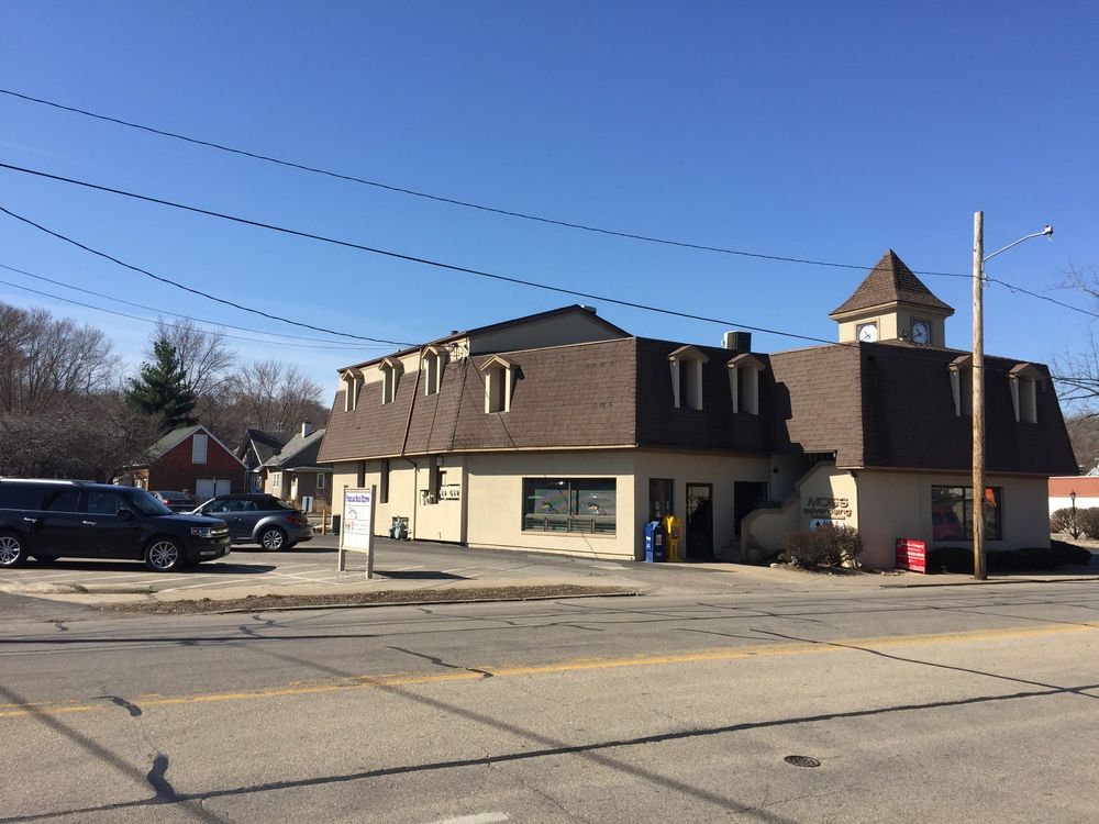 252 E Washington St, East Peoria, IL 61611